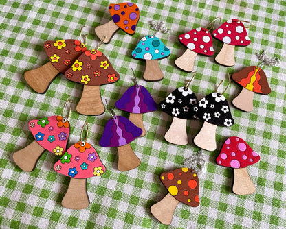 Mushroom Necklace: Flowers